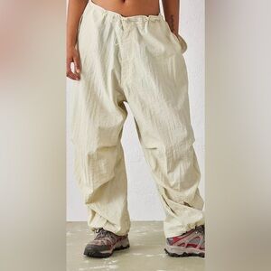 Basic Pleasure Mode Badlands Cargo Pants, size 8